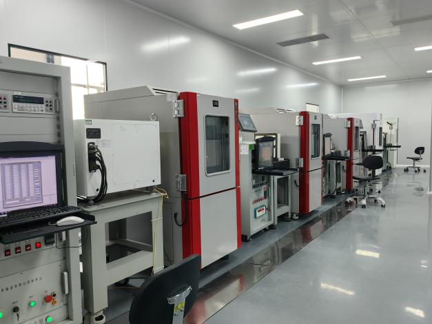 زمان شروع سریع فیبر نوری گیروسکوپ 3s و خروجی های دیجیتال RS-422 برای نتایج دقیق 4